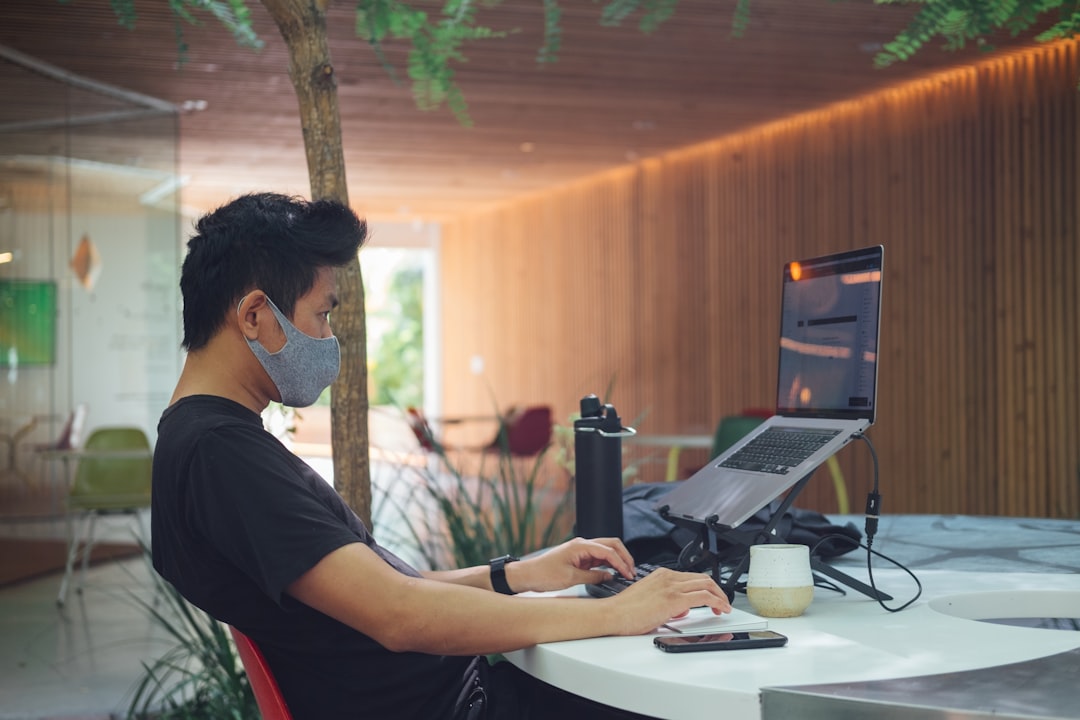 Remote Work Xu Hướng: Tương Lai Của Làm Việc Từ Xa Tại Việt Nam